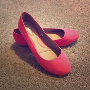 NWOT Coral Flats